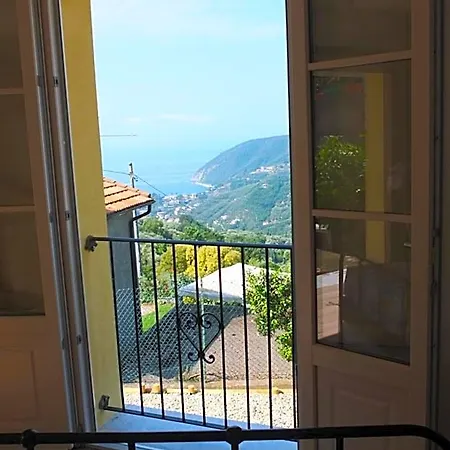 Ca Di Bollo Oda ve Kahvaltı Moneglia